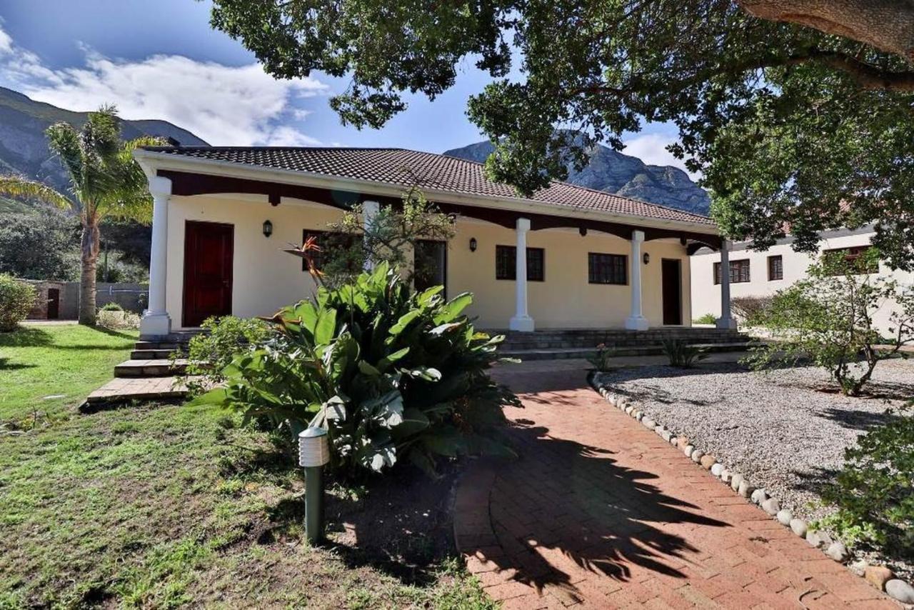 Milkwood Lodge Hermanus Bagian luar foto