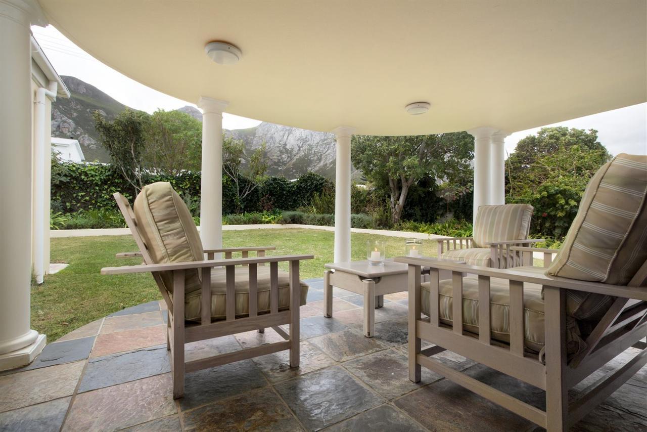 Milkwood Lodge Hermanus Bagian luar foto