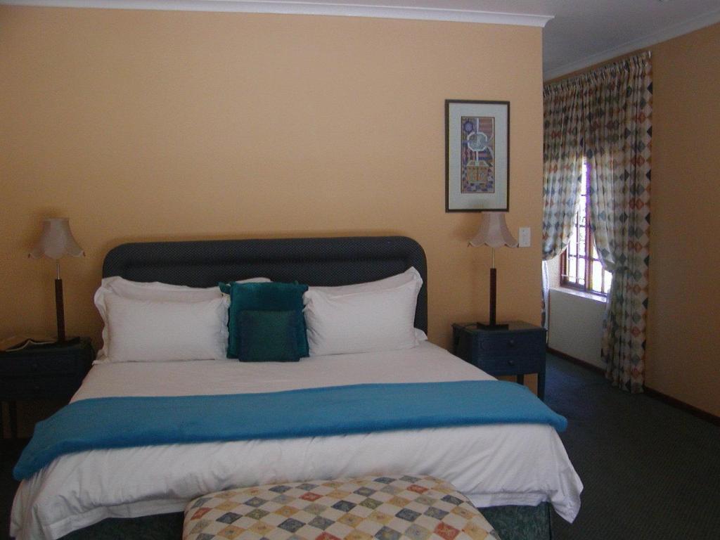 Milkwood Lodge Hermanus Ruang foto